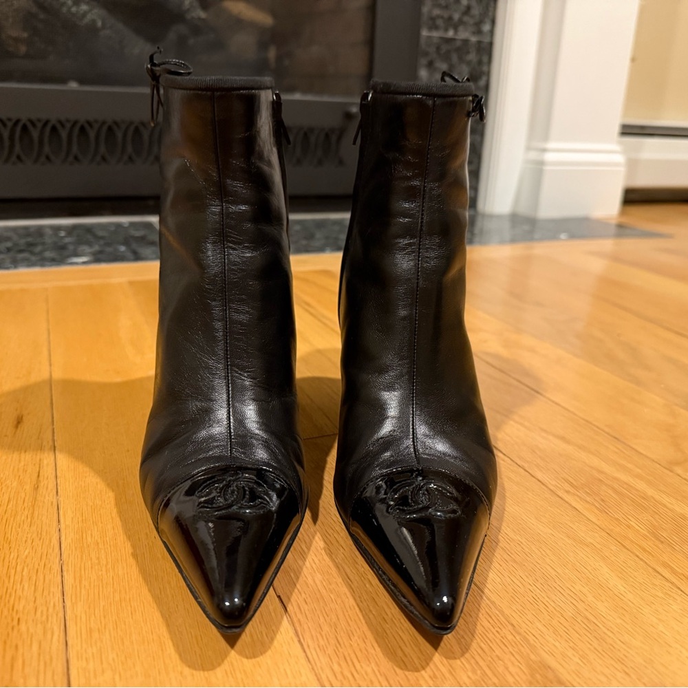 Gorgeous Chanel booties size 6.5